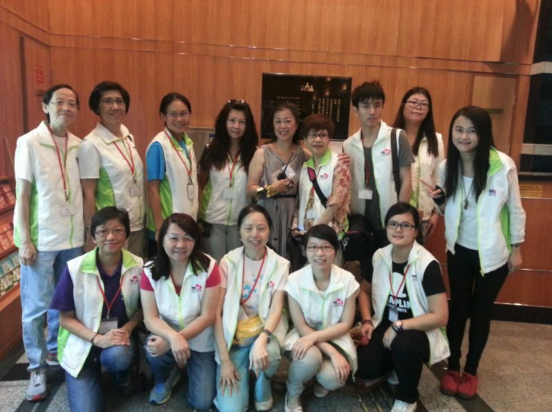 「愛國文化•歌舞迎中秋」義工服務